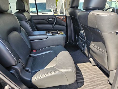 Used 2019 INFINITI QX80 Luxe w/ Proassist Package AWD/4WD image 16