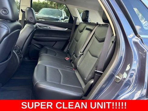 Used 2018 Cadillac XT5 Luxury FWD image 15