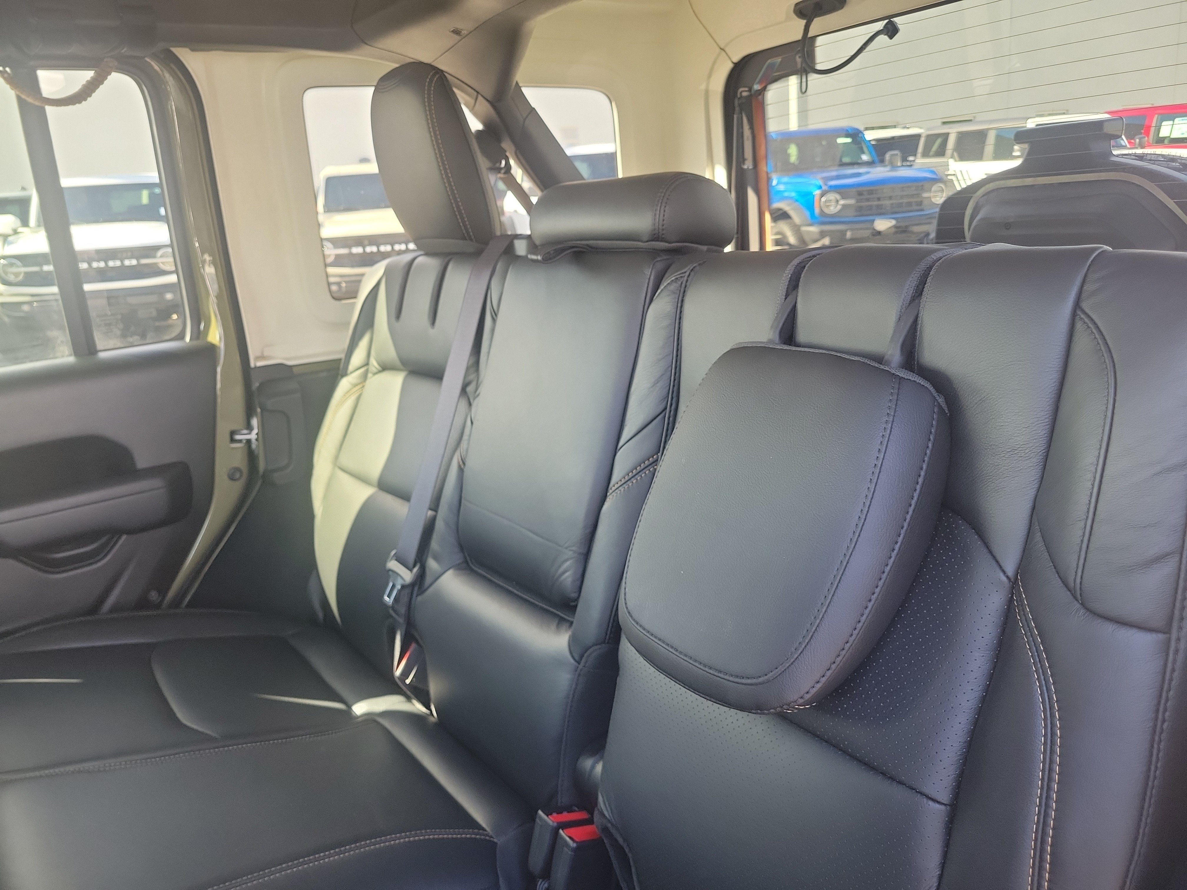 Used 2025 Jeep Wrangler Unlimited Sport S 4xe AWD/4WD image 15