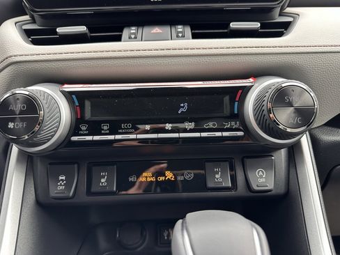 New 2025 Toyota RAV4 XLE Premium image 20