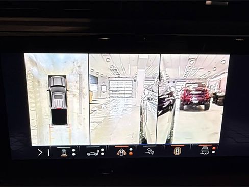 Used 2024 GMC Sierra 1500 AT4X image 43