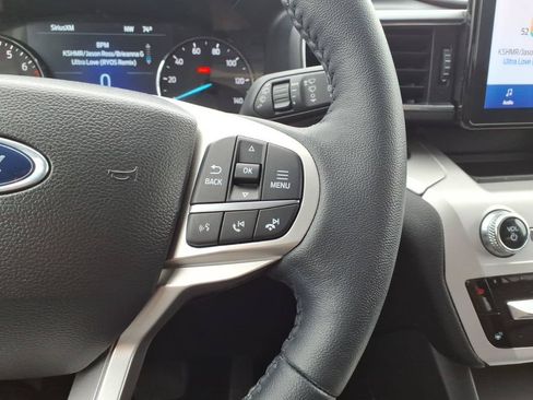 Certified 2023 Ford Explorer XLT w/ Equipment Group 202A AWD/4WD image 19