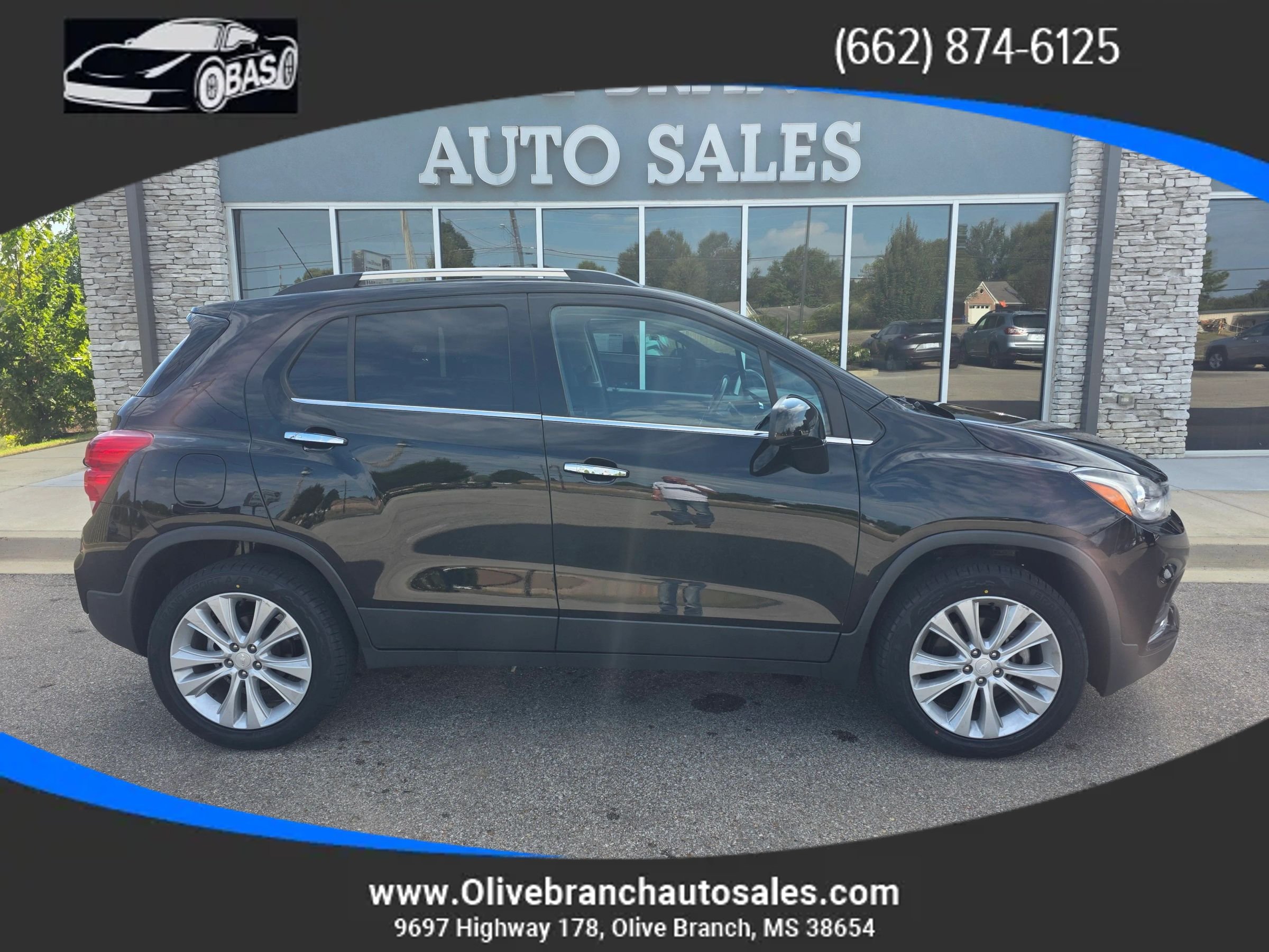 Used 2018 Chevrolet Trax Premier w/ LPO, Cargo Package AWD/4WD image 1