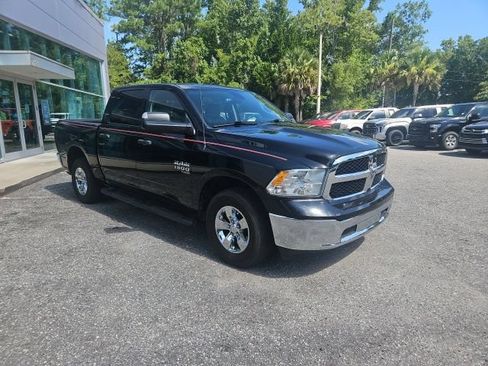 Used 2023 RAM 1500 Classic SLT w/ Trailer & Traction Group AWD/4WD image 11