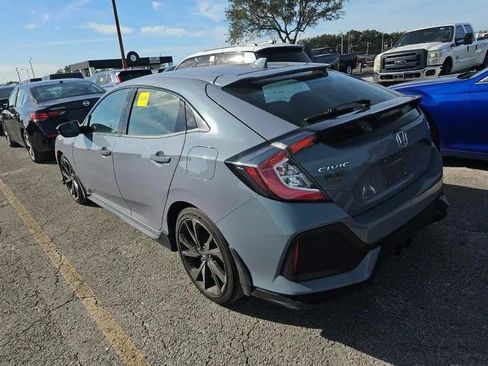 Used 2019 Honda Civic Sport Touring image 2
