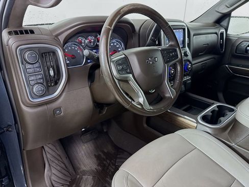 Used 2021 Chevrolet Silverado 1500 RST image 9