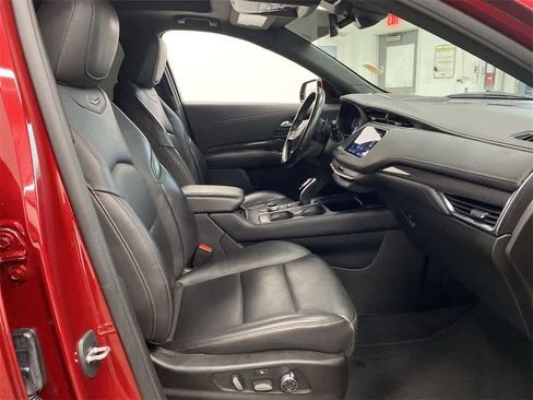 Used 2021 Cadillac XT4 Sport image 18