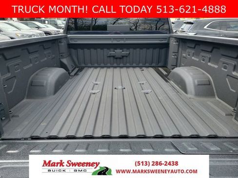 Used 2024 Chevrolet Silverado 2500 LTZ w/ LTZ Convenience Package AWD/4WD image 8