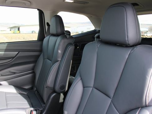 New 2026 Subaru Ascent Limited Bronze image 17