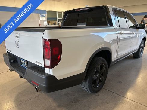 Used 2023 Honda Ridgeline Black Edition image 3