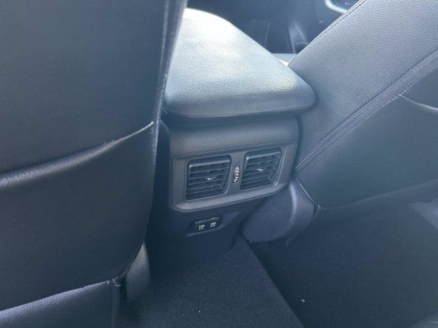 Used 2019 Toyota RAV4 XLE w/ Convenience Package AWD/4WD image 19