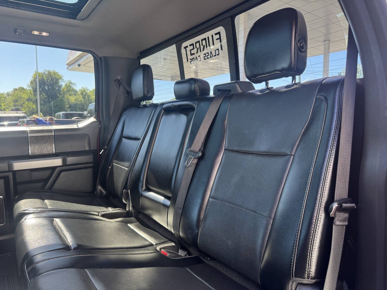 Used 2018 Ford F350 Lariat w/ Lariat Ultimate Package AWD/4WD image 34