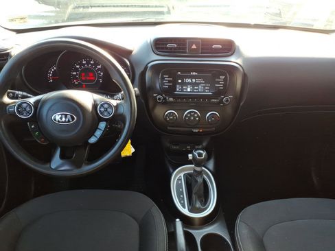 Used 2017 Kia Soul image 7