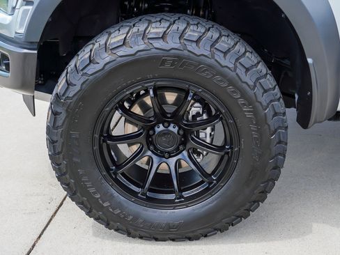 Used 2023 Ford F150 Raptor w/ Blue Interior Package AWD/4WD image 12