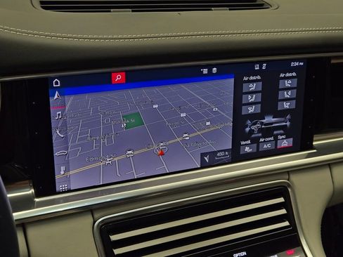 Used 2020 Porsche Panamera 4 w/ Sportdesign Package image 38