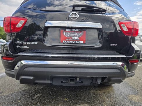 Used 2020 Nissan Pathfinder S AWD/4WD image 13