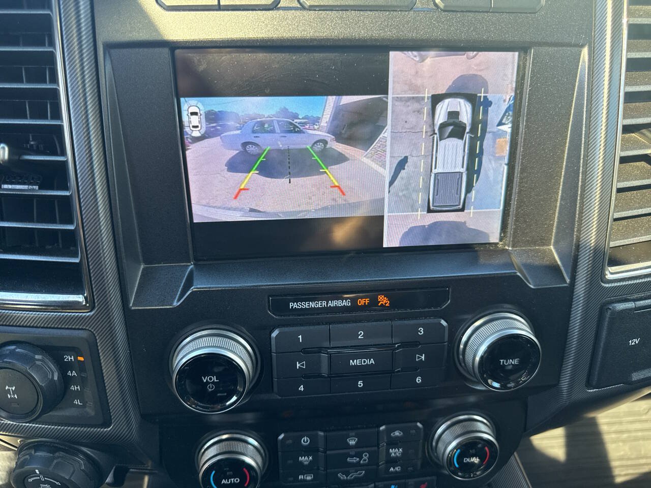 Used 2019 Ford F150 Raptor w/ Equipment Group 802A Luxury AWD/4WD image 25