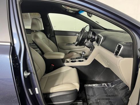 Used 2021 Kia Sportage S image 17