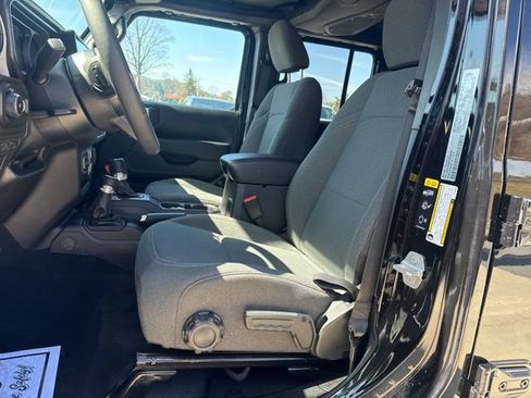 Certified 2026 Jeep Wrangler Unlimited Sport AWD/4WD image 10