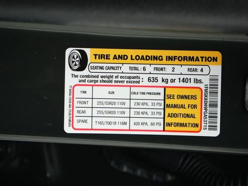 Certified 2023 Ford Explorer XLT w/ Equipment Group 202A AWD/4WD image 27