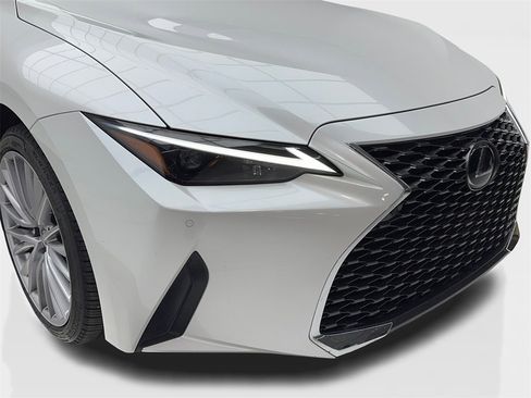 Used 2023 Lexus IS 300 AWD w/ Premium Package image 3