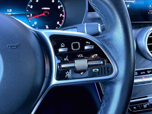 Used 2022 Mercedes-Benz GLC 300 image 25