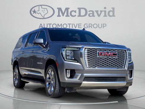 Used 2021 GMC Yukon XL Denali AWD/4WD image 7