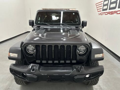 Used 2021 Jeep Wrangler Sport AWD/4WD image 3