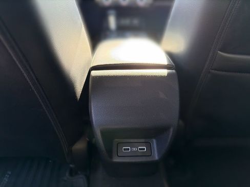 Used 2023 Honda Civic Touring image 32