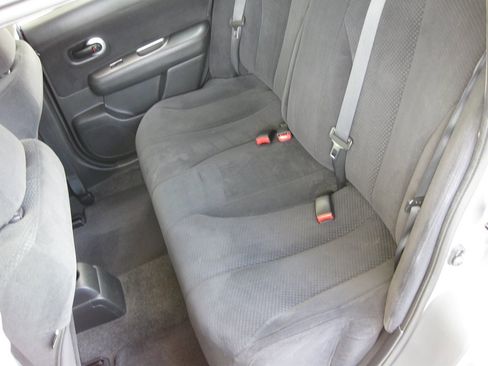 Used 2012 Nissan Versa 1.8 S w/ Special Edition Pkg FWD image 23