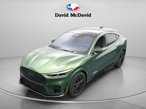 Used 2025 Ford Mustang Mach-E GT image 2