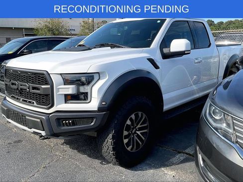 Used 2019 Ford F150 Raptor w/ Equipment Group 802A Luxury AWD/4WD image 2