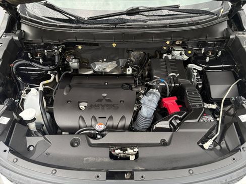 Used 2020 Mitsubishi Outlander Sport ES FWD image 26