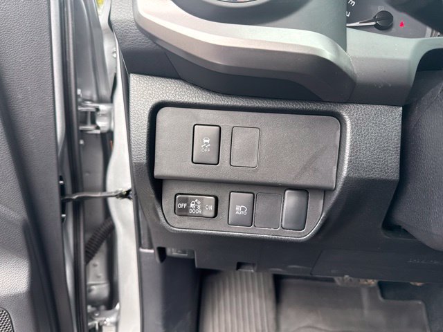 Used 2023 Toyota Tacoma SR5 w/ Technology Package AWD/4WD image 29