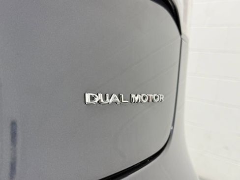 Used 2018 Tesla Model 3 Long Range image 9