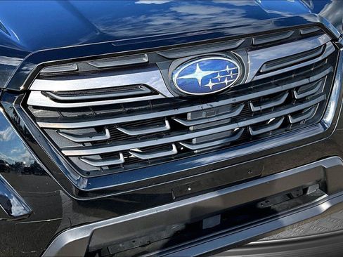 Used 2023 Subaru Forester Limited AWD/4WD image 29