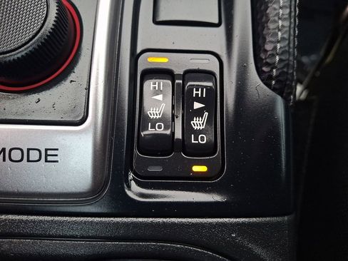 Used 2024 Subaru Forester Premium image 27