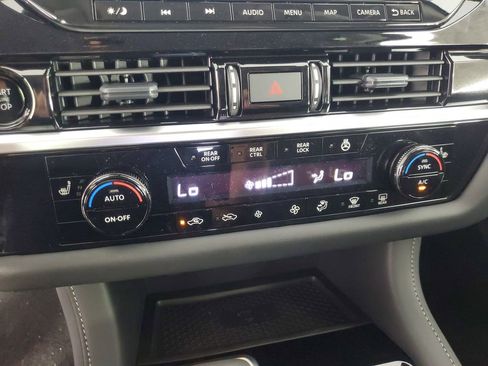 New 2025 Nissan Pathfinder SL image 20