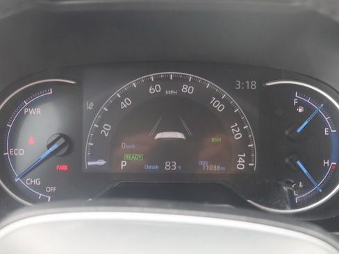 Used 2025 Toyota RAV4 XLE w/ Weather Package AWD/4WD image 30