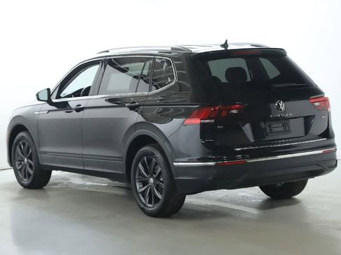 Certified 2023 Volkswagen Tiguan SE image 41