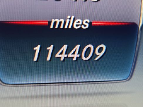 Used 2017 Mercedes-Benz C 300 4MATIC Coupe image 18