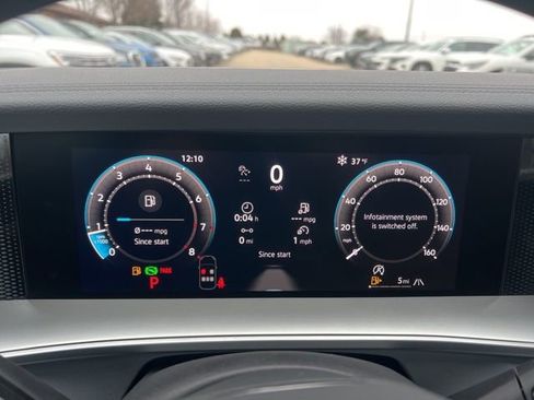 New 2026 Volkswagen Tiguan SE R-Line image 14