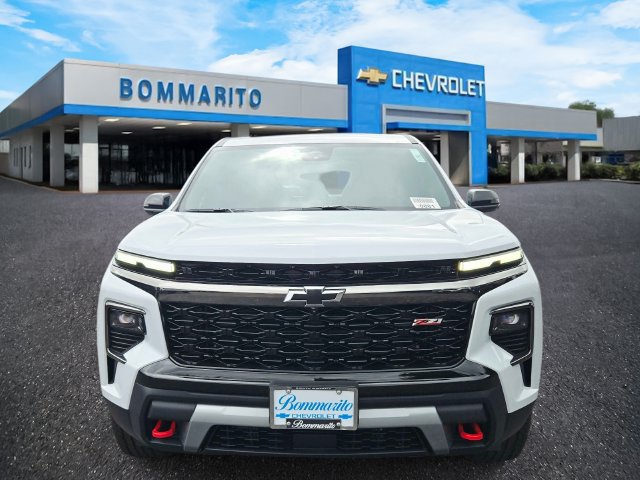 New 2027 Chevrolet Traverse Z71 w/ Driver Confidence Package AWD/4WD image 8