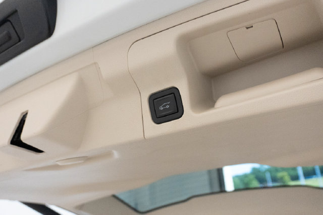 Used 2023 GMC Acadia Denali FWD image 15