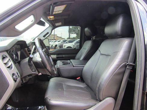 Used 2015 Ford F250 Lariat w/ Chrome Package RWD image 9