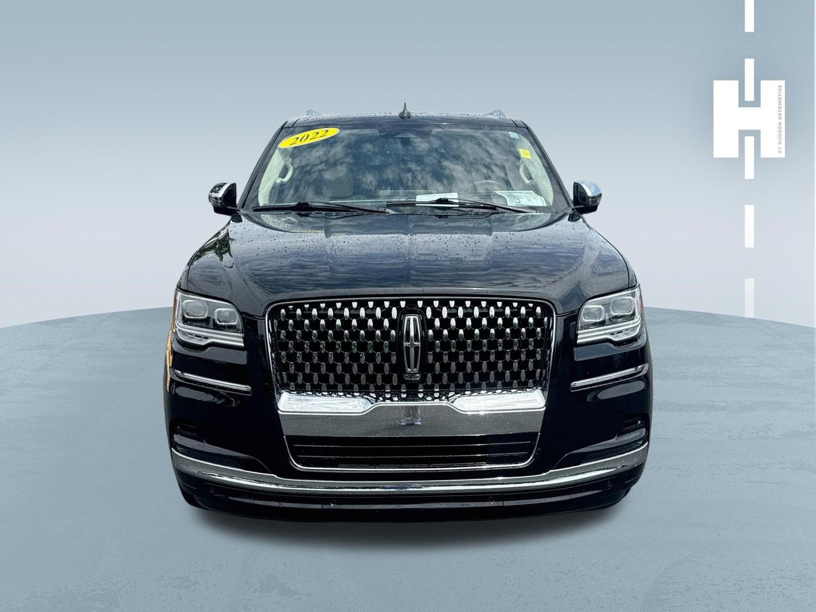 Used 2022 Lincoln Navigator Black Label AWD/4WD image 2