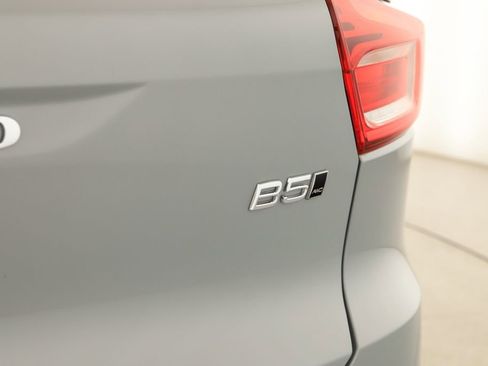 Used 2024 Volvo XC40 B5 Ultimate w/ Protection Package Premier AWD/4WD image 35