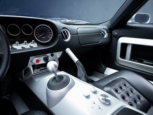 Used 2006 Ford GT image 46