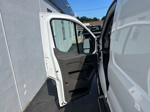 Used 2025 Ford Transit 250 Low Roof w/ Exterior Upgrade Package RWD image 14