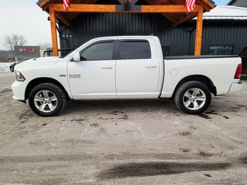 Used 2018 RAM 1500 Sport image 25